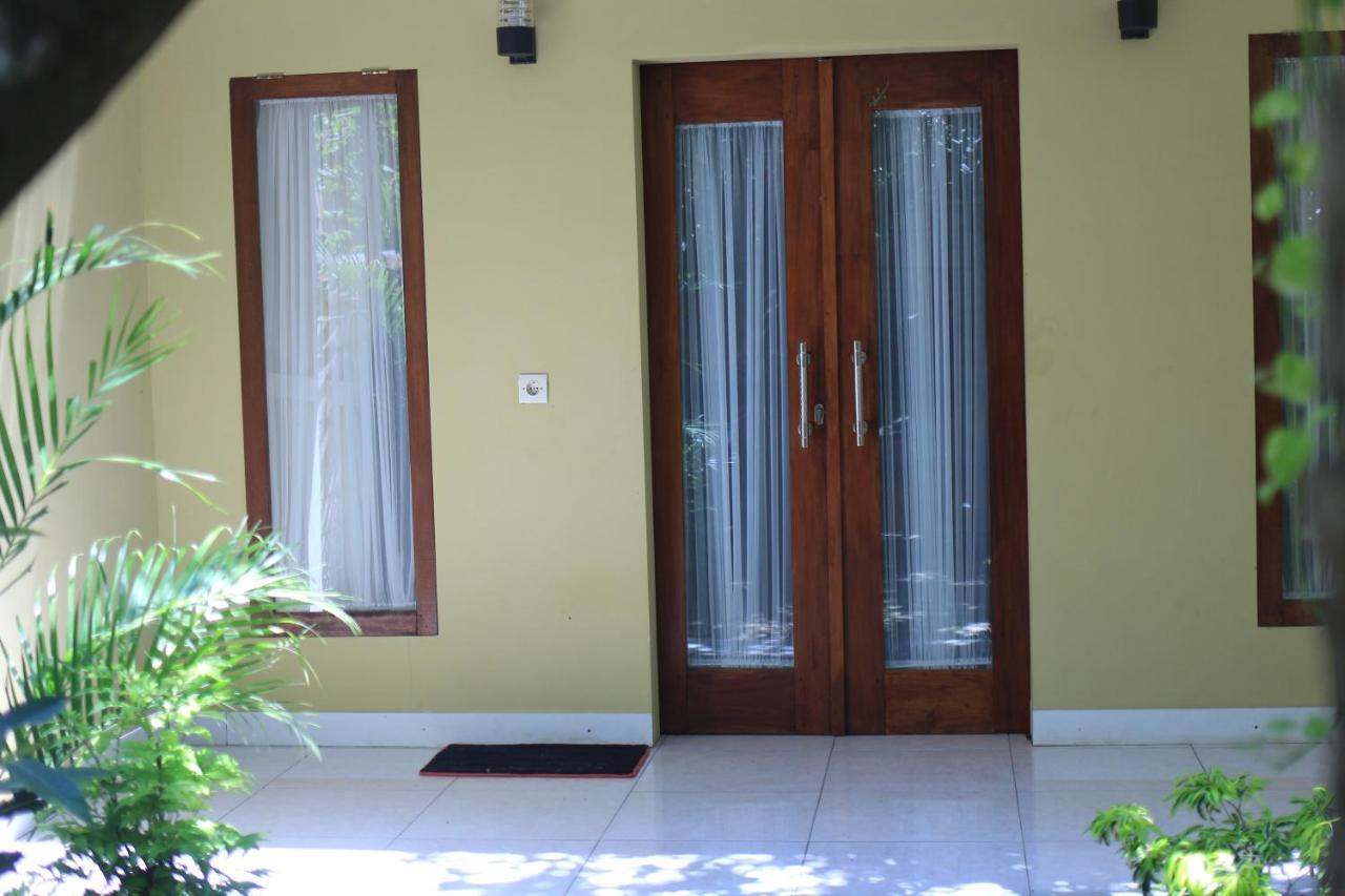 Three V Homestay Kuta  Exterior foto