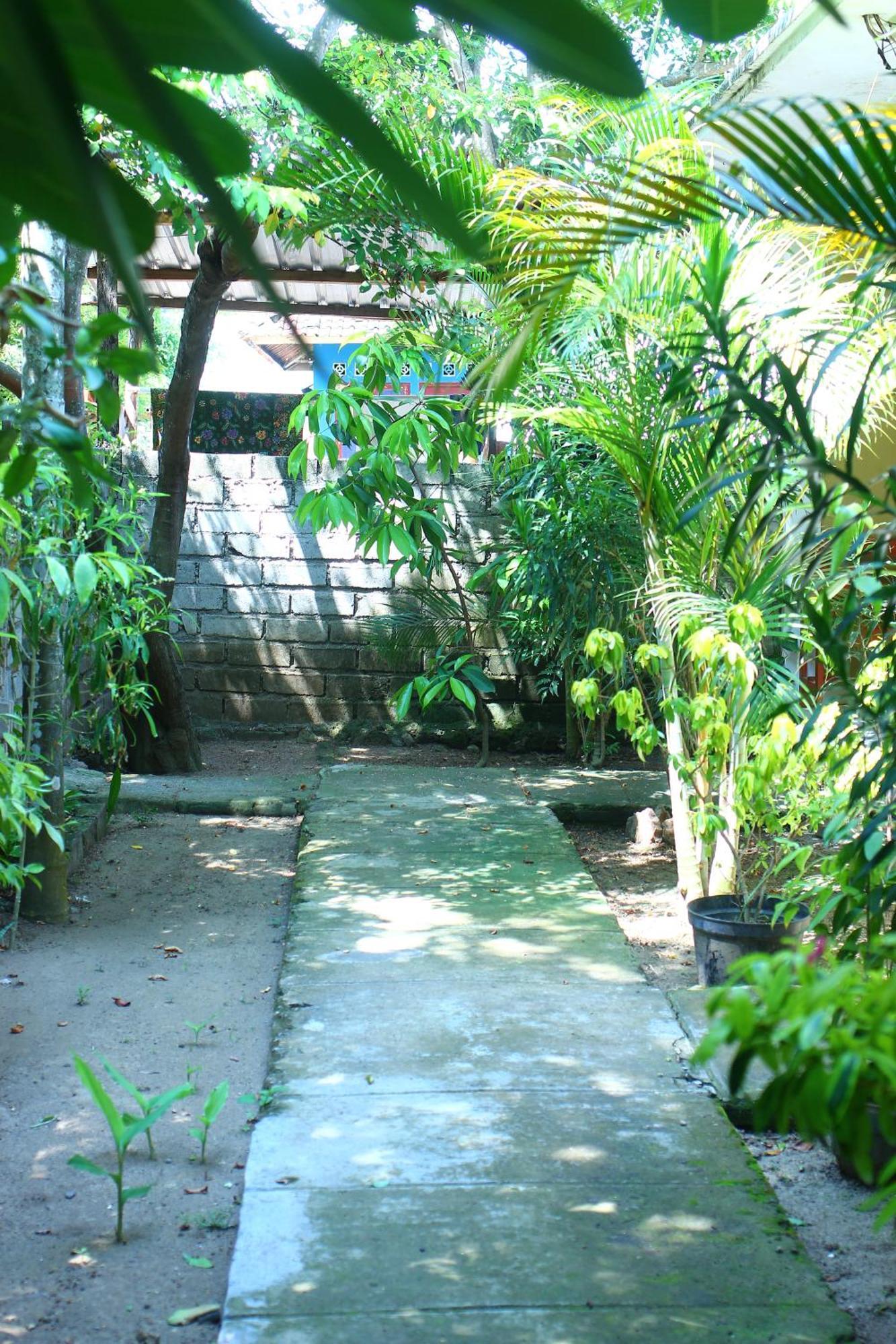 Three V Homestay Kuta  Exterior foto