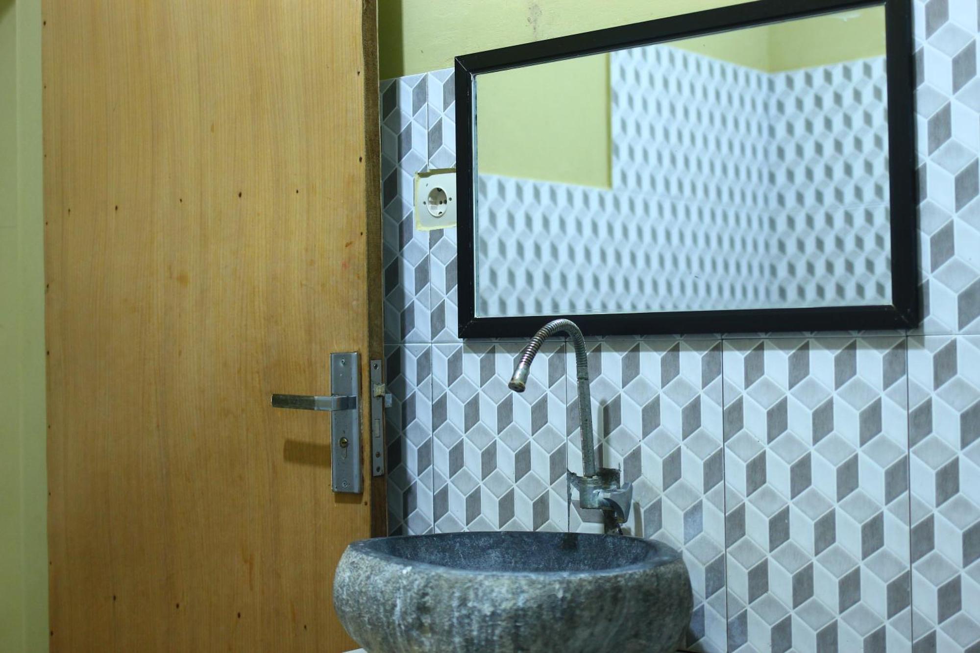 Three V Homestay Kuta  Exterior foto